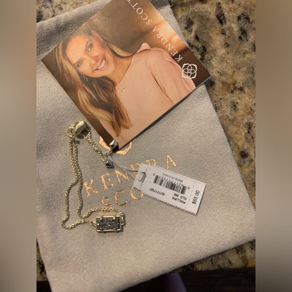 KENDRA SCOTT 
Adjustable Bracelet - Picture 11 of 12
